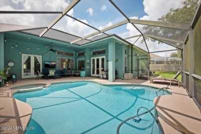 Home For Sale in Oviedo, Florida