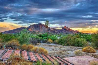 Residential Land For Sale in Paradise Valley, Arizona