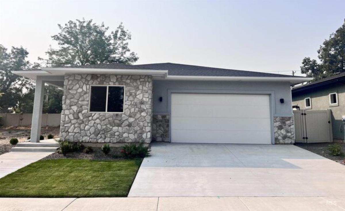 Picture of Home For Sale in Meridian, Idaho, United States