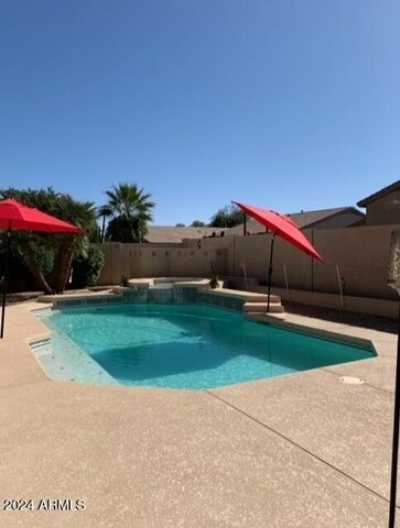 Home For Sale in Surprise, Arizona