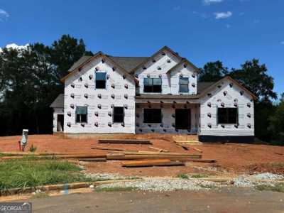 Home For Sale in Hoschton, Georgia