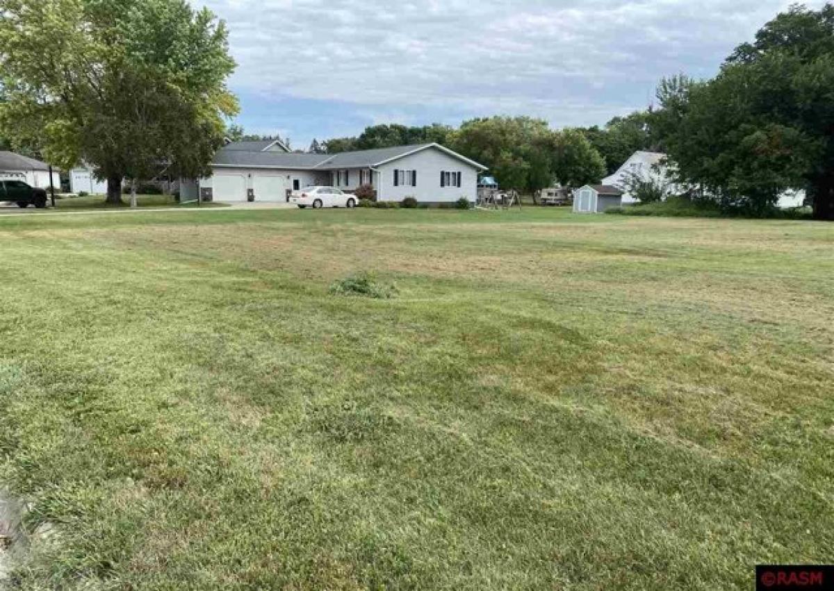 Picture of Residential Land For Sale in Saint James, Minnesota, United States