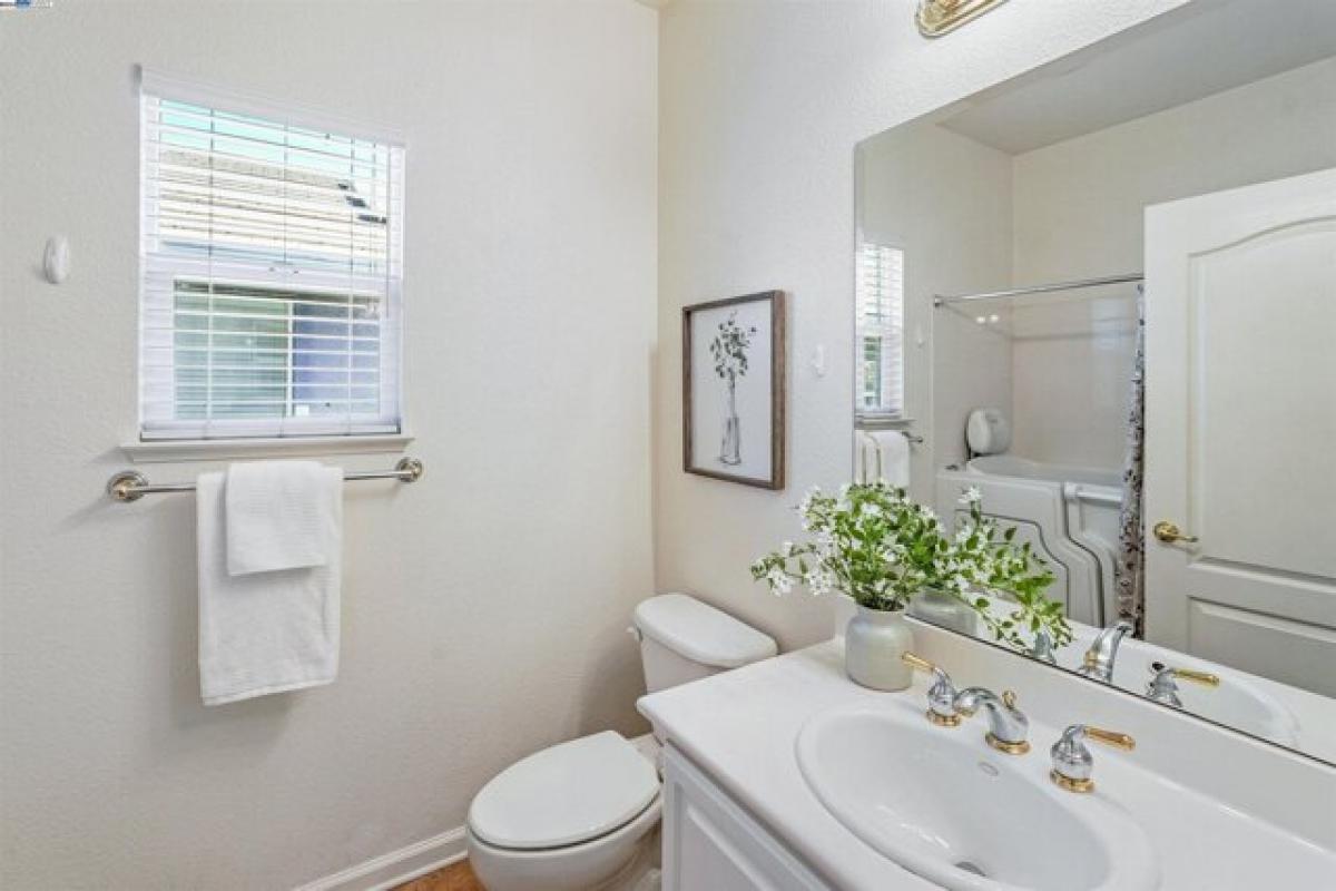 Picture of Home For Rent in Brentwood, California, United States