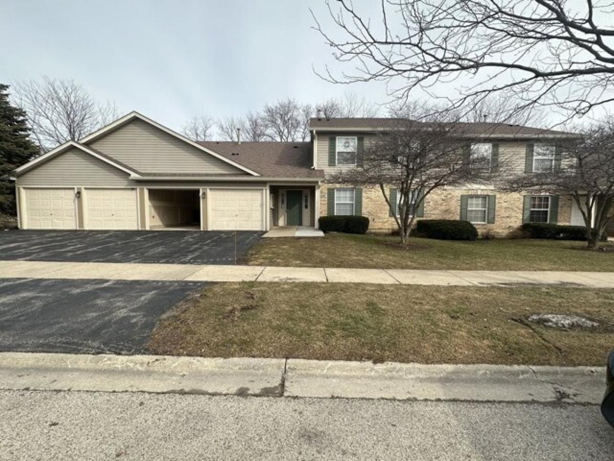 Picture of Home For Sale in Round Lake Beach, Illinois, United States