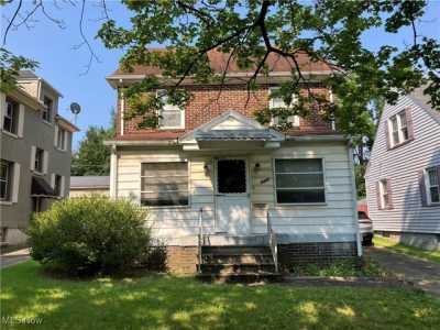 Home For Sale in Mcdonald, Ohio