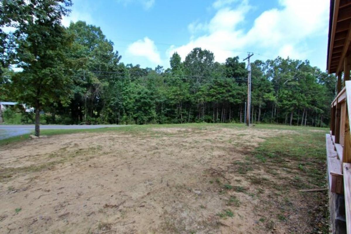 Picture of Home For Sale in Bryant, Alabama, United States