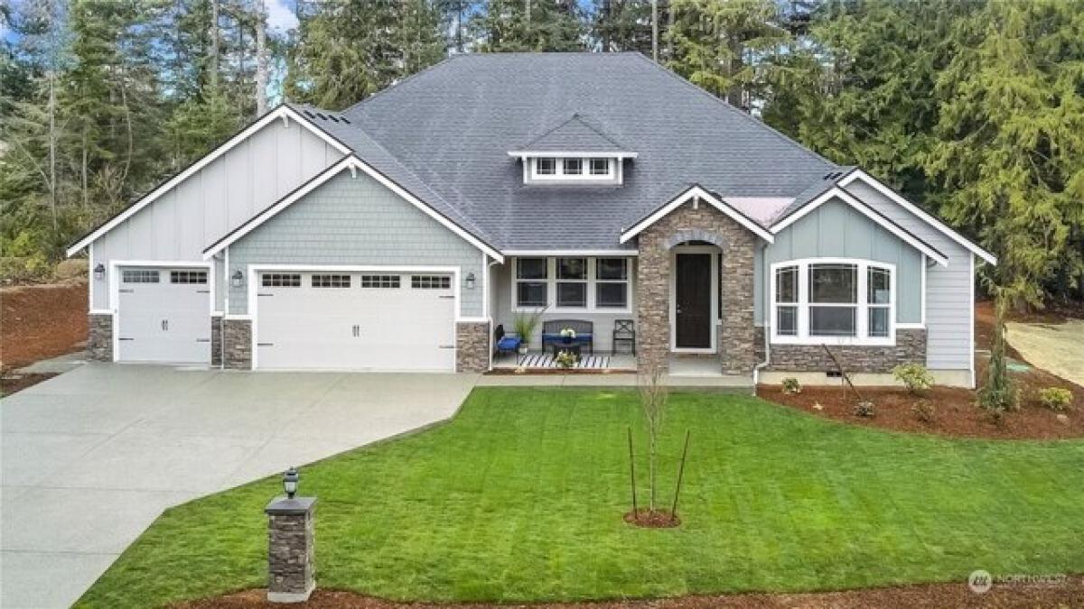 Picture of Home For Sale in Orting, Washington, United States