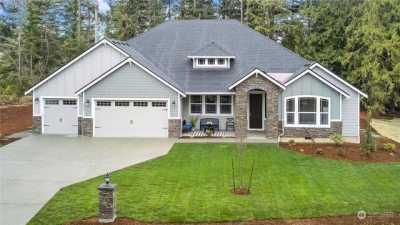 Home For Sale in Orting, Washington