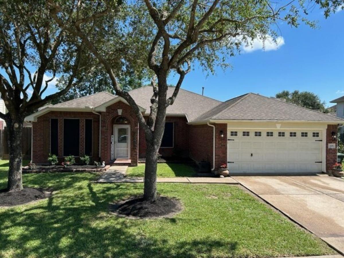 Picture of Home For Sale in Pearland, Texas, United States