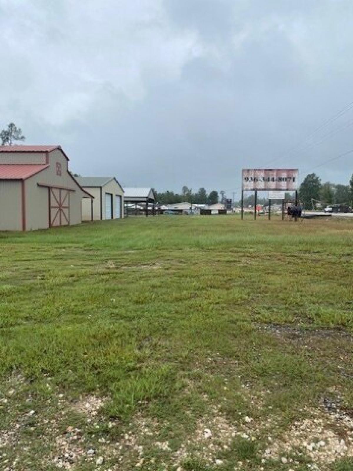 Picture of Residential Land For Sale in Conroe, Texas, United States