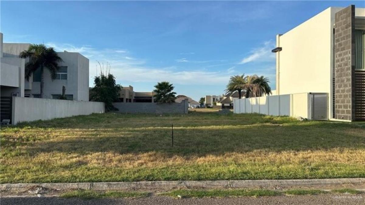 Picture of Residential Land For Sale in McAllen, Texas, United States