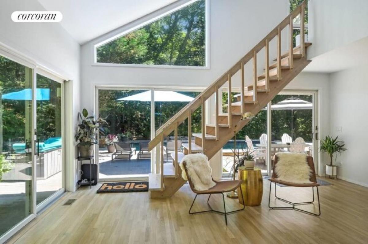 Picture of Home For Rent in East Hampton, New York, United States