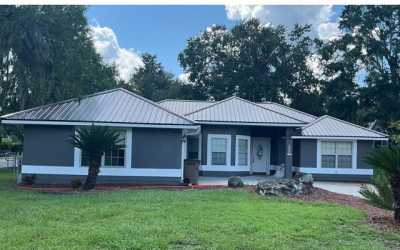 Home For Sale in Lake City, Florida