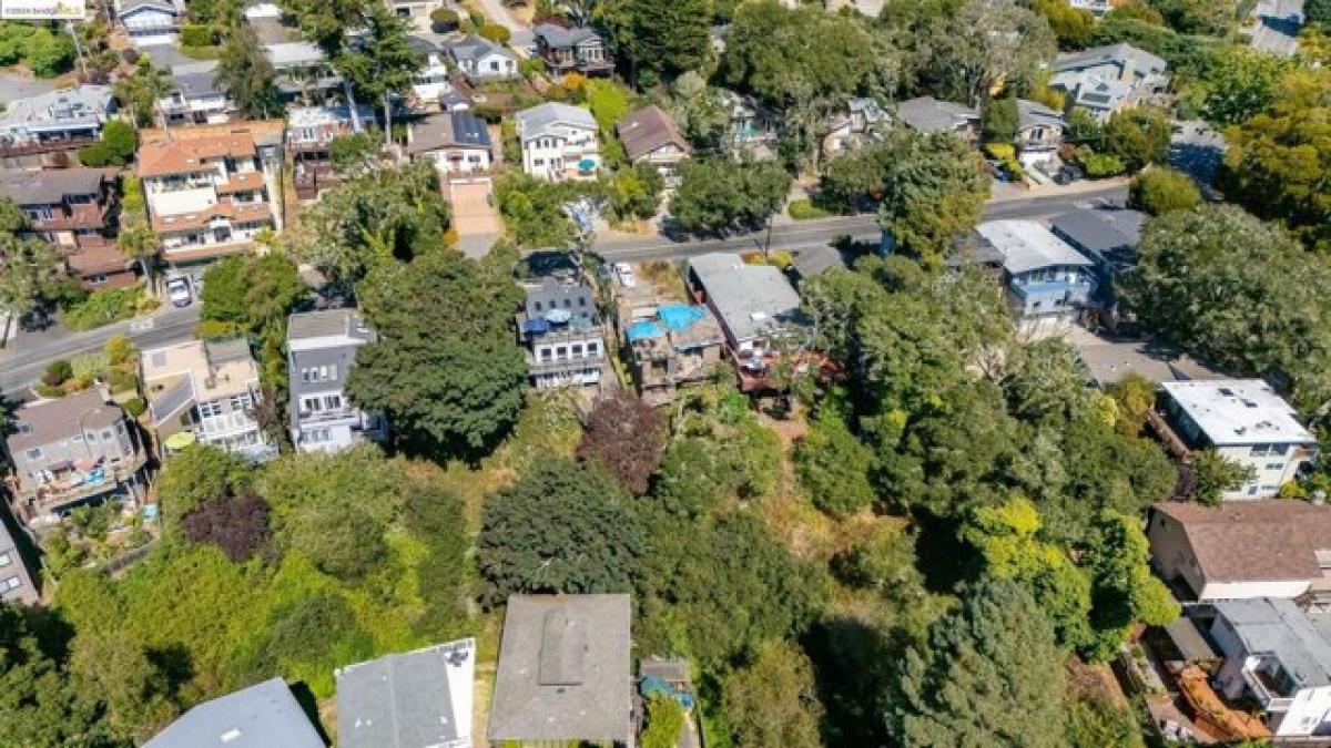 Picture of Home For Sale in Aptos, California, United States