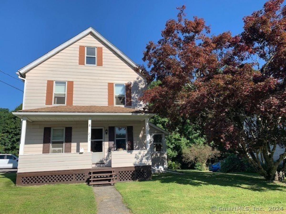 Picture of Home For Sale in Torrington, Connecticut, United States