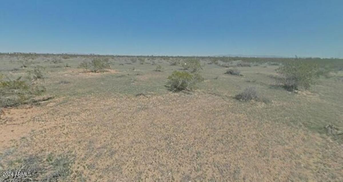 Picture of Residential Land For Sale in Tonopah, Arizona, United States