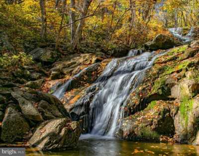 Home For Sale in Wintergreen, Virginia