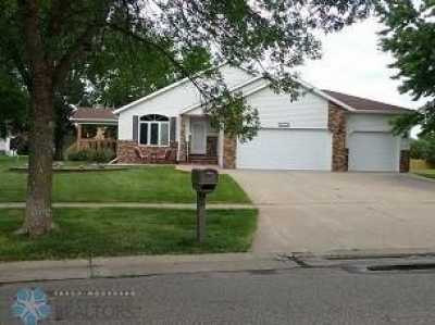 Home For Sale in West Fargo, North Dakota