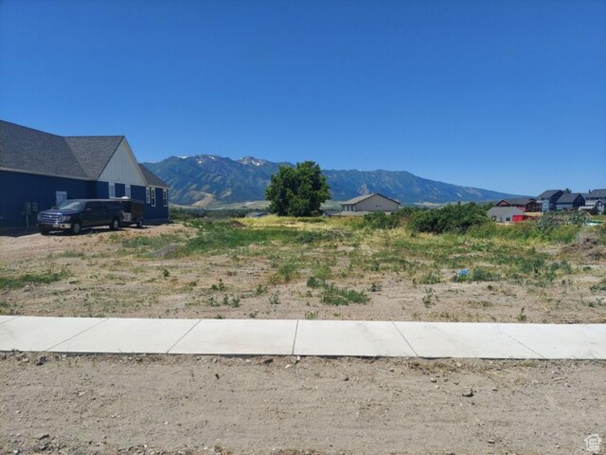 Picture of Residential Land For Sale in Hyrum, Utah, United States