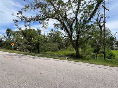 Residential Land For Sale in Brazoria, Texas