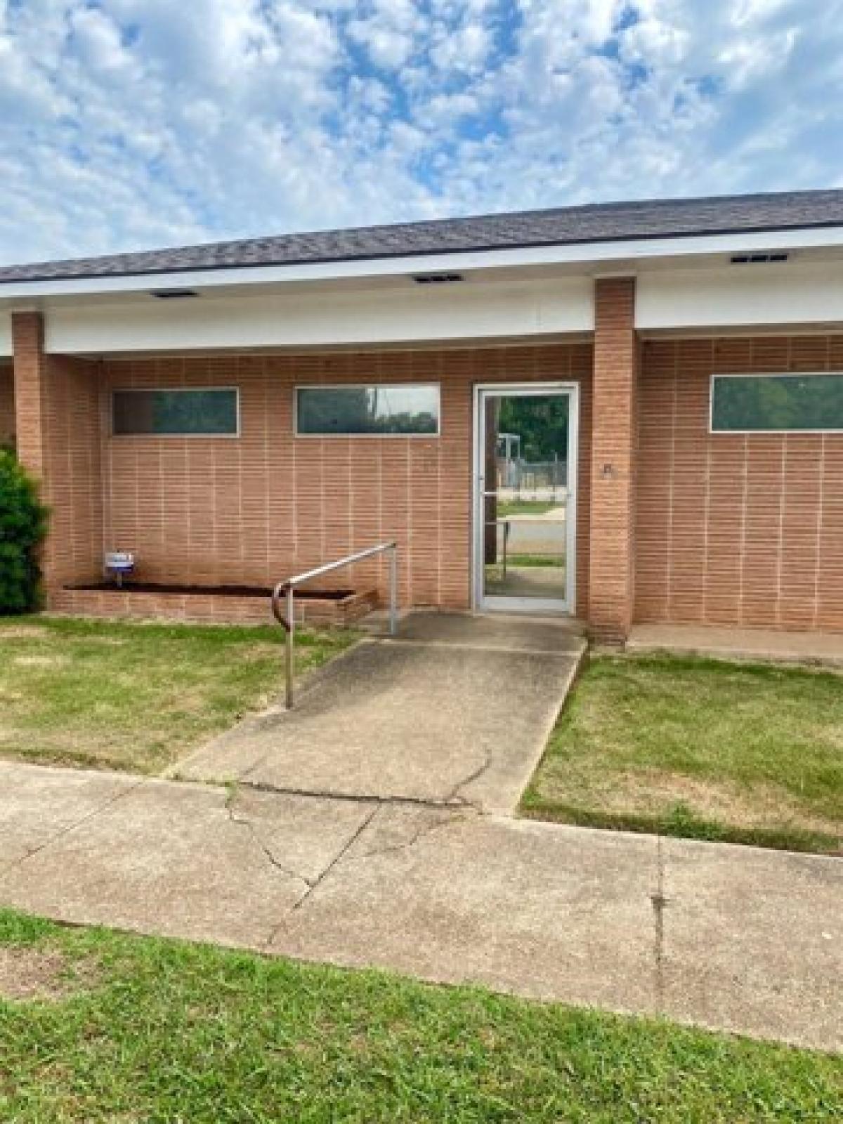 Picture of Home For Sale in Bunkie, Louisiana, United States