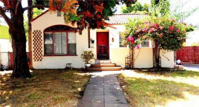 Home For Sale in Glendale, California