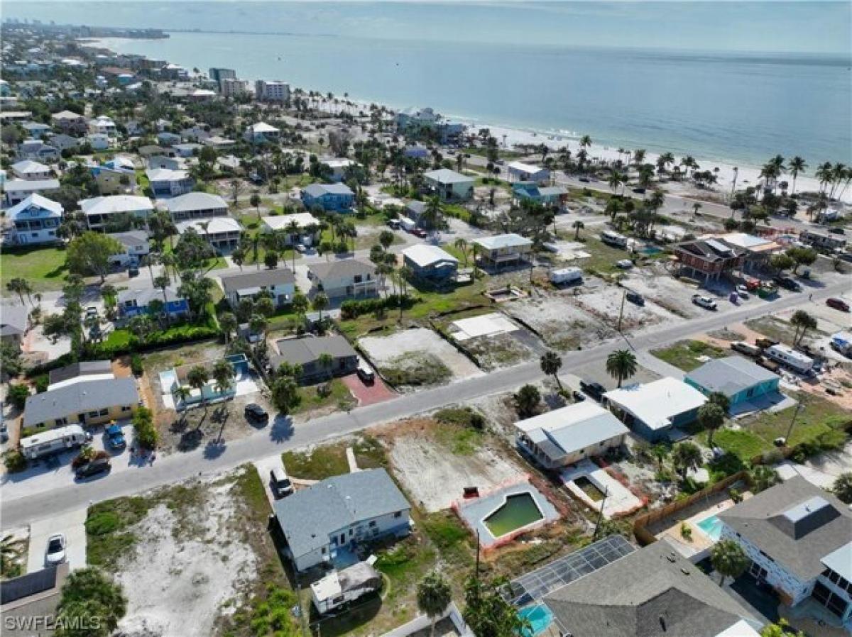 Picture of Residential Land For Sale in Fort Myers Beach, Florida, United States