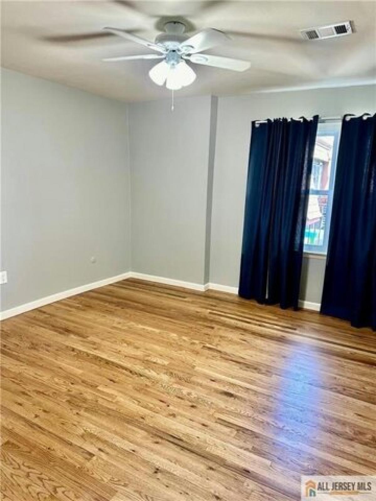 Picture of Home For Rent in North Brunswick, New Jersey, United States