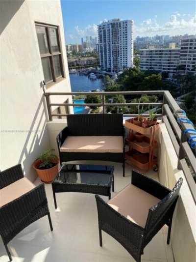 Home For Sale in Hallandale Beach, Florida