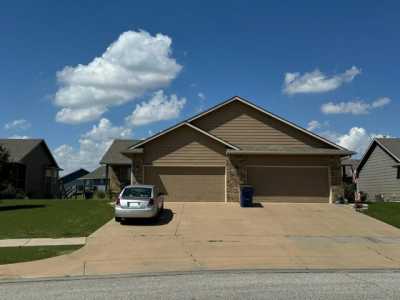 Home For Sale in Kechi, Kansas