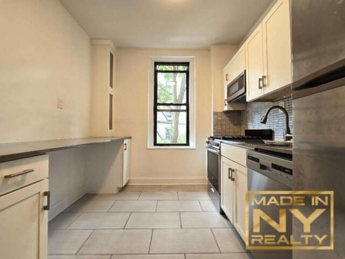 Picture of Apartment For Rent in Astoria, New York, United States