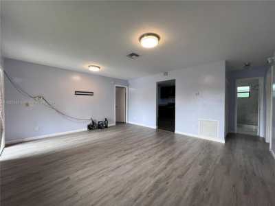 Home For Rent in Hollywood, Florida