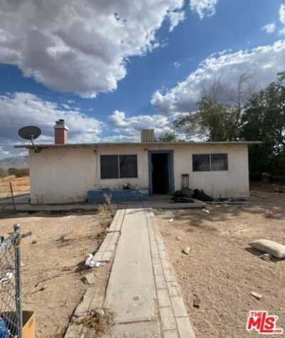 Home For Sale in Lucerne Valley, California