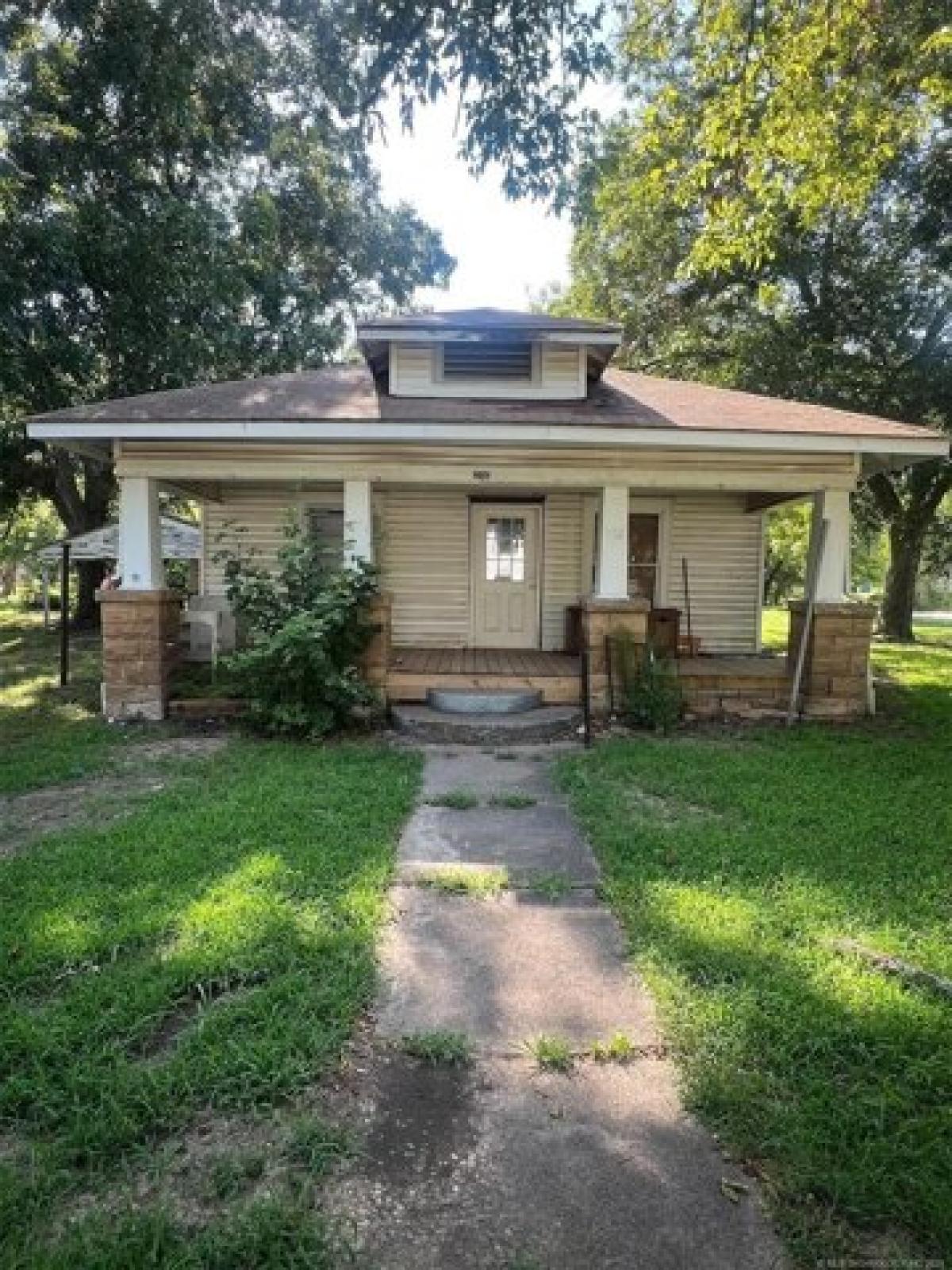 Picture of Home For Sale in Cleveland, Oklahoma, United States