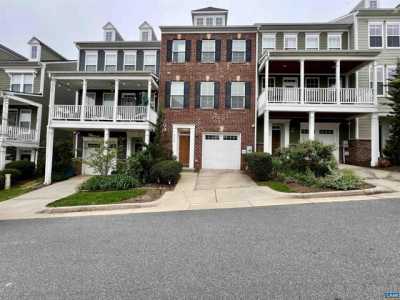 Home For Sale in Charlottesville, Virginia