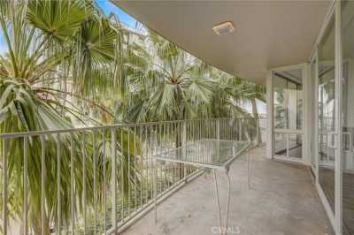 Home For Sale in Long Beach, California