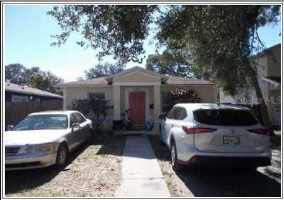 Home For Sale in Saint Petersburg, Florida