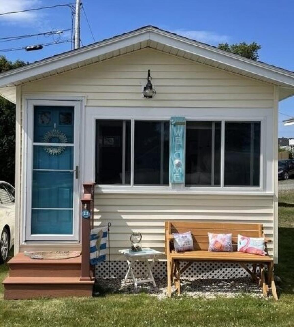 Picture of Home For Sale in York, Maine, United States