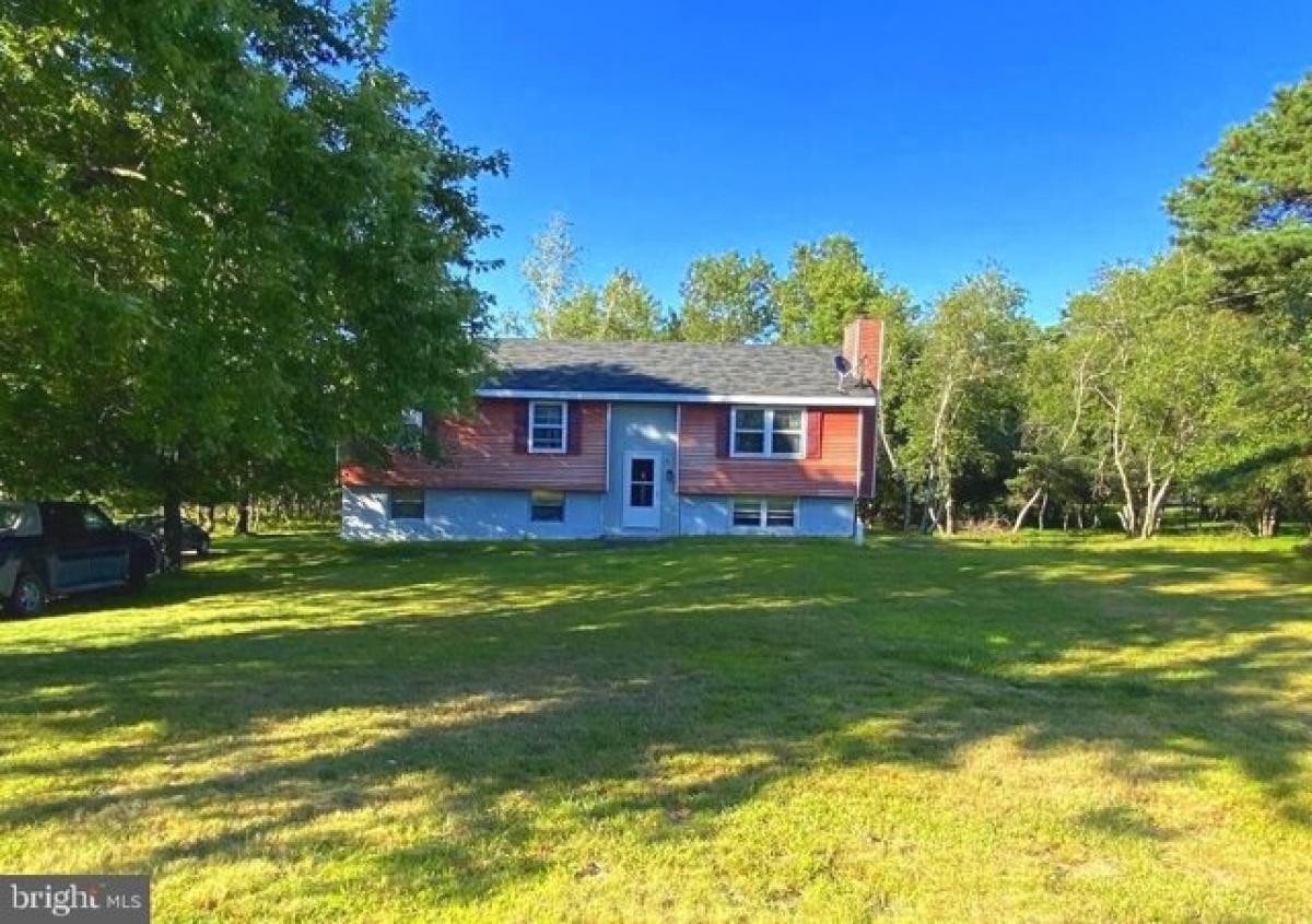 Picture of Home For Sale in Albrightsville, Pennsylvania, United States