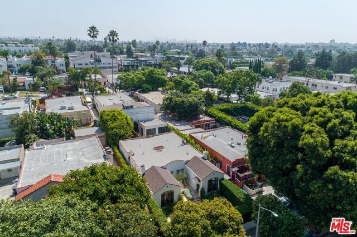 Picture of Home For Sale in West Hollywood, California, United States