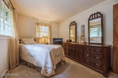 Home For Sale in Matawan, New Jersey