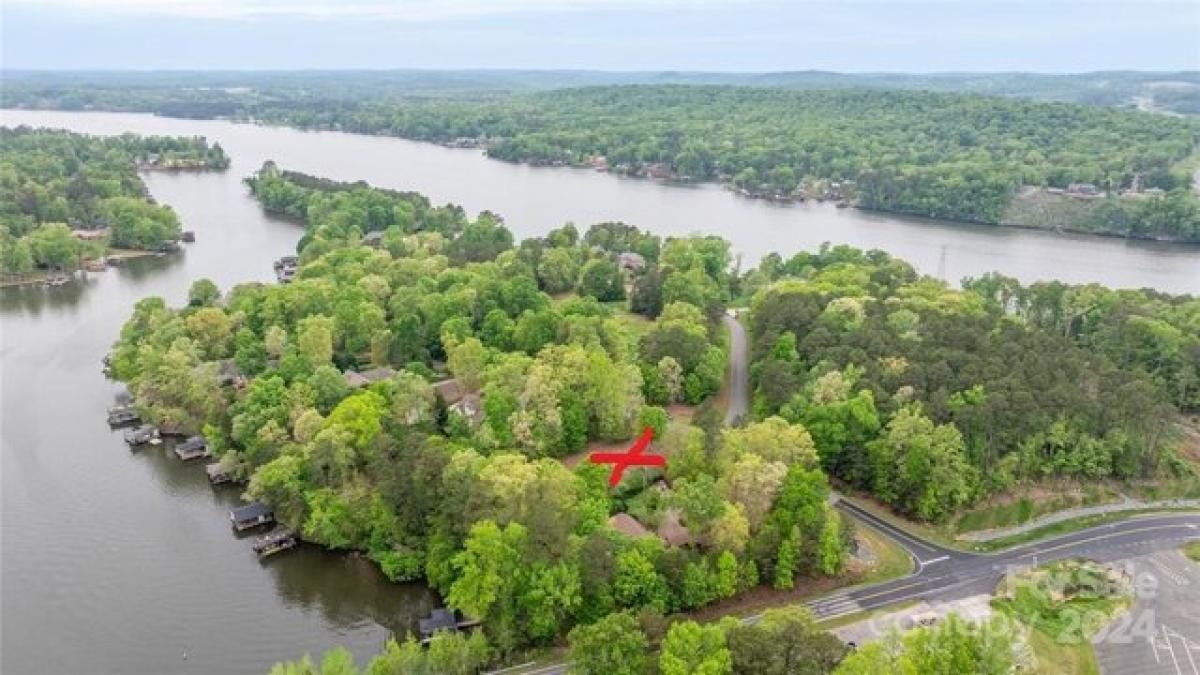 Picture of Residential Land For Sale in Mount Gilead, North Carolina, United States