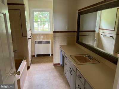 Home For Rent in Whiteford, Maryland