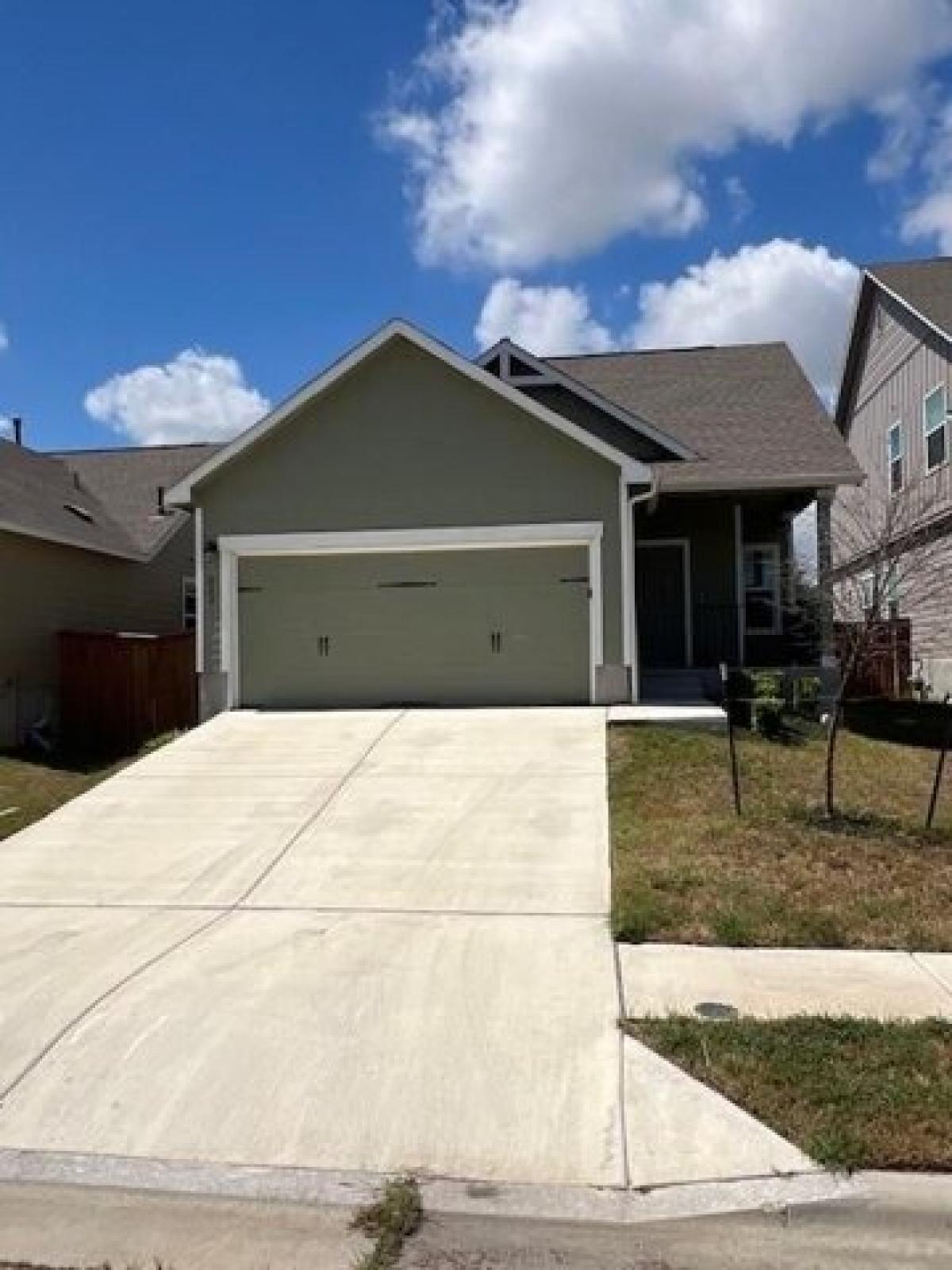 Picture of Home For Sale in Liberty Hill, Texas, United States