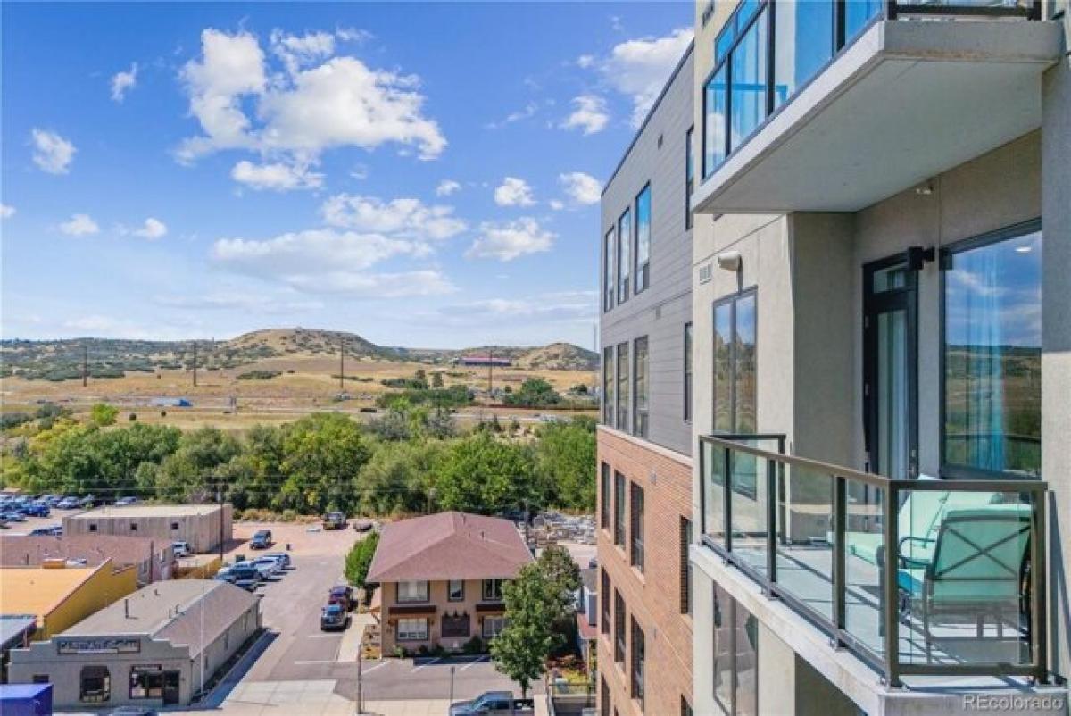 Picture of Home For Sale in Castle Rock, Colorado, United States