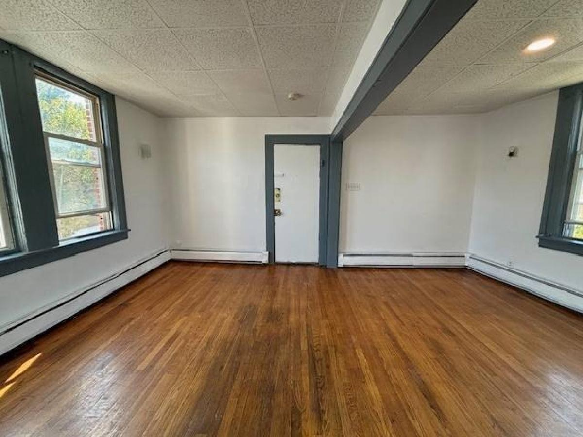 Picture of Home For Rent in Albany, New York, United States