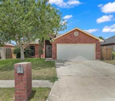 Home For Sale in Edinburg, Texas