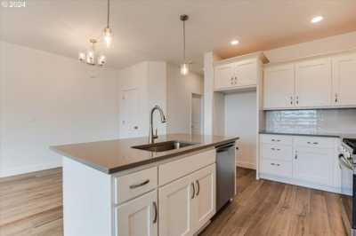 Home For Sale in Beaverton, Oregon