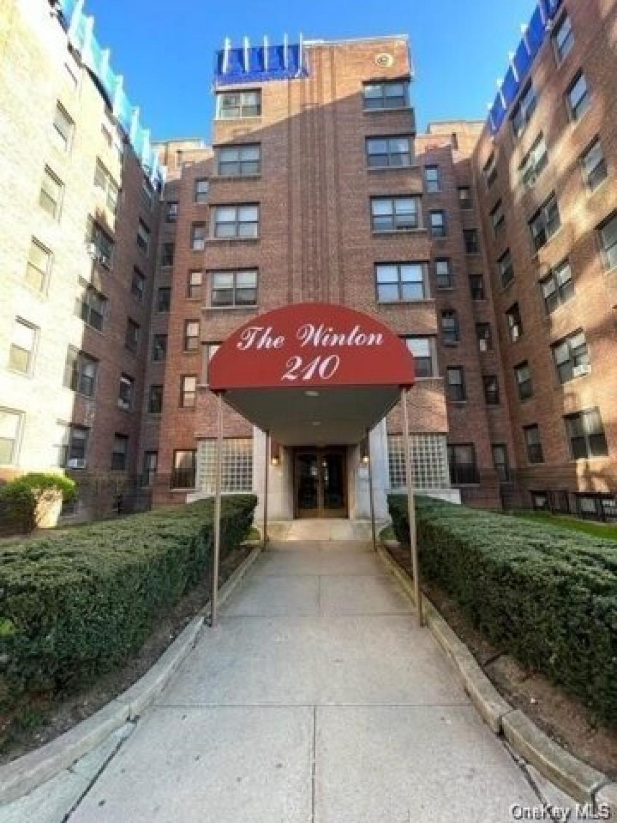 Picture of Home For Rent in White Plains, New York, United States