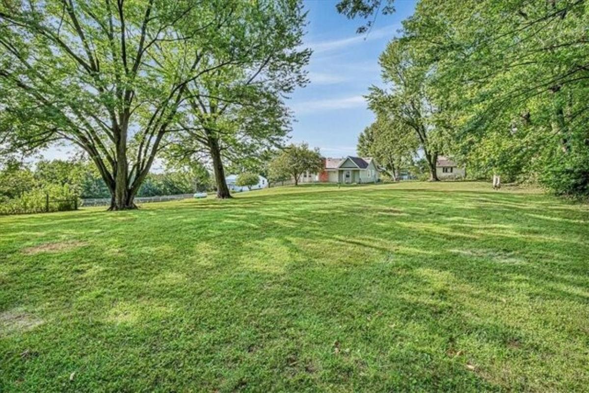 Picture of Home For Sale in Holt, Missouri, United States